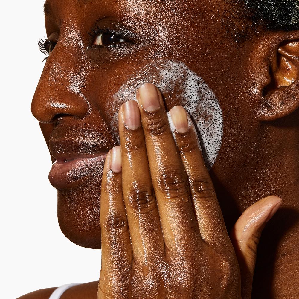 lookfantastic CeraVe SA Glättende Reinigungsmilch mit Salicylsäure für Trockene Raue und Unebene Haut 236 ml Räumungsverkauf