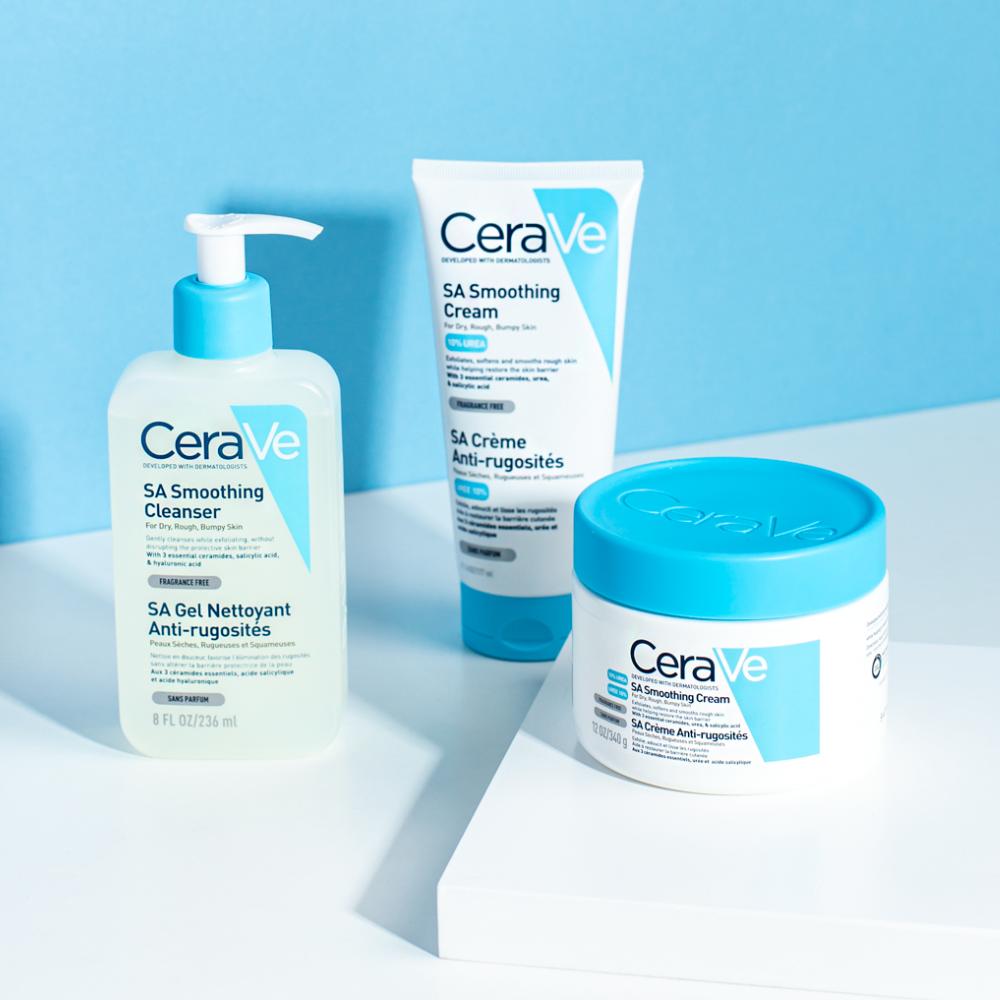 lookfantastic CeraVe SA Glättende Reinigungsmilch mit Salicylsäure für Trockene Raue und Unebene Haut 236 ml Räumungsverkauf