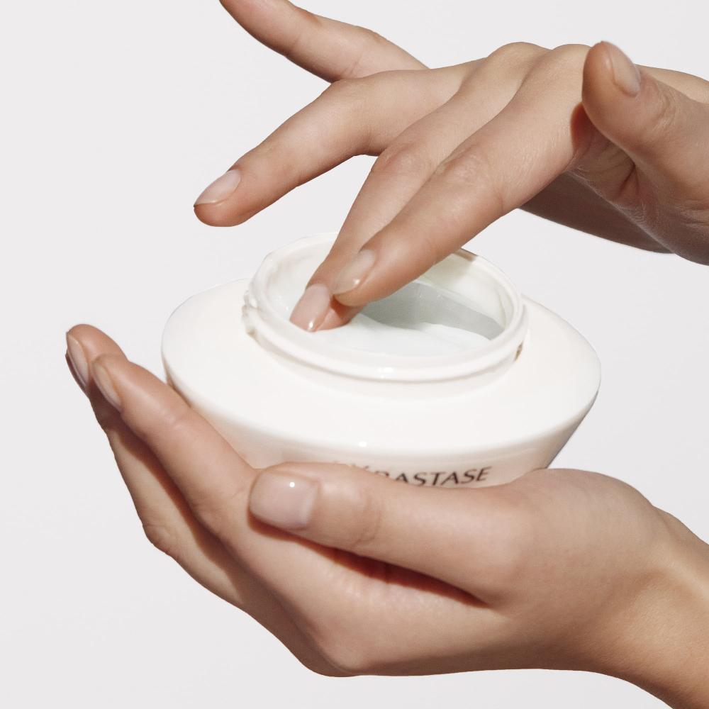 lookfantastic Kérastase Nutritive Masquintense Riche Intensiv Nährende Reichhaltige Maske für Sehr Trockenes Mittleres bis Dickes Haar 200 ml Discount Store für neue Produkte