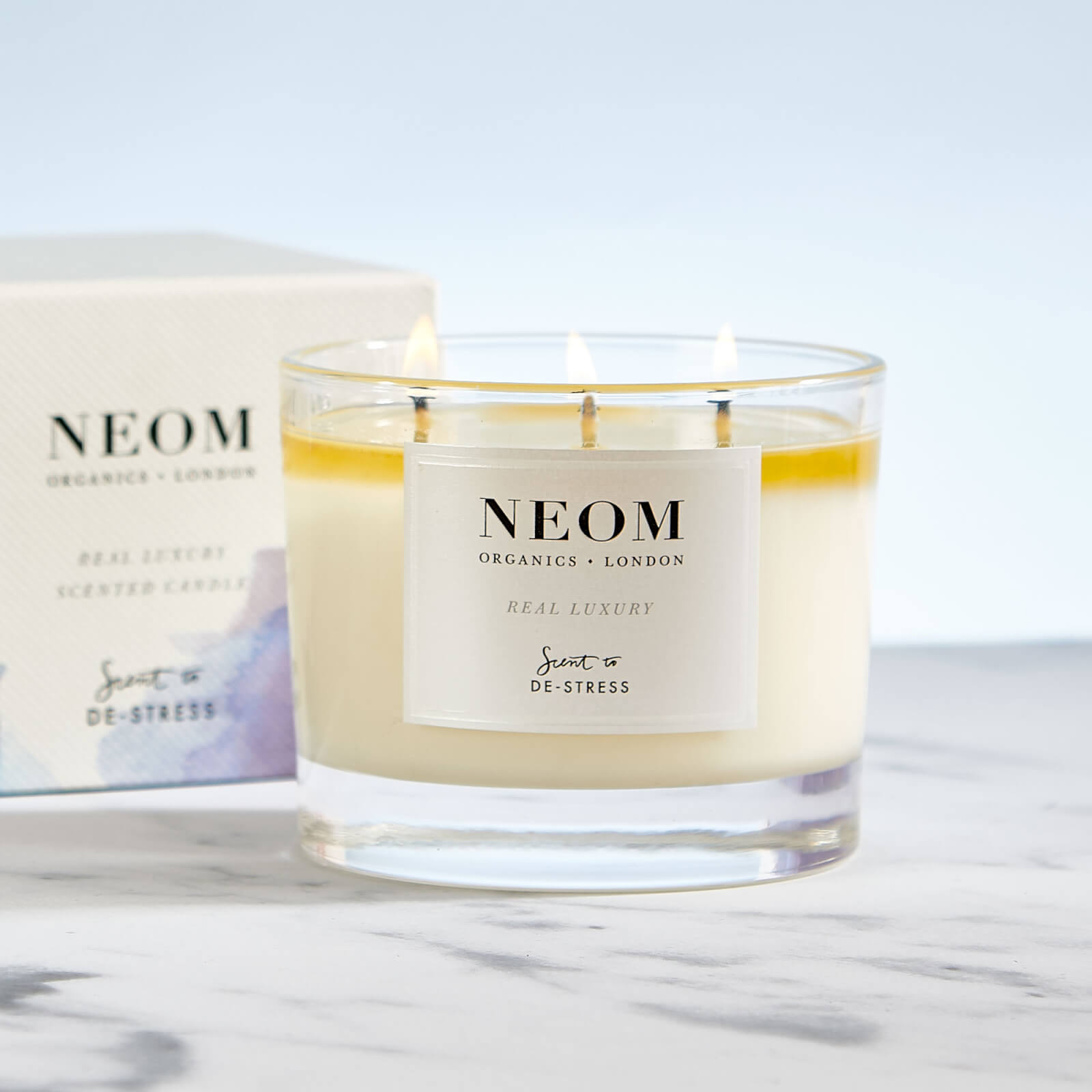 lookfantastic NEOM Organics Real Luxury Standard-Duftkerze Bis zu 65% Rabatt