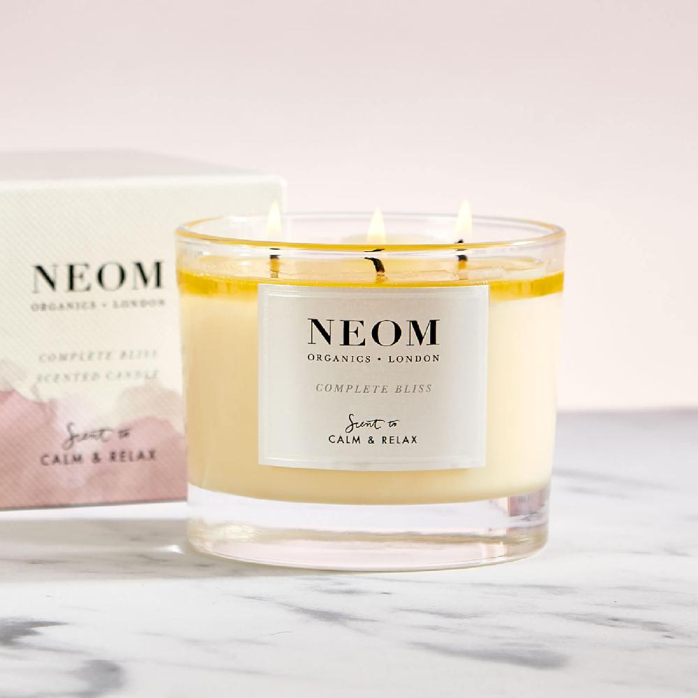 lookfantastic NEOM Organics Complete Bliss Luxus Duftkerze Im Verkauf