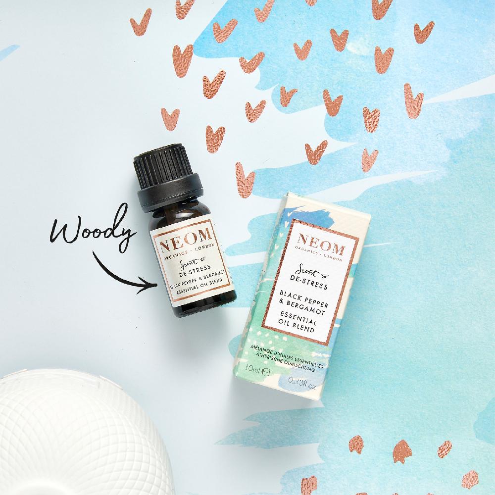 lookfantastic NEOM Schwarzer Pfeffer und Bergamotte ätherische Ölmischung 10 ml Rabatte dieses Monats