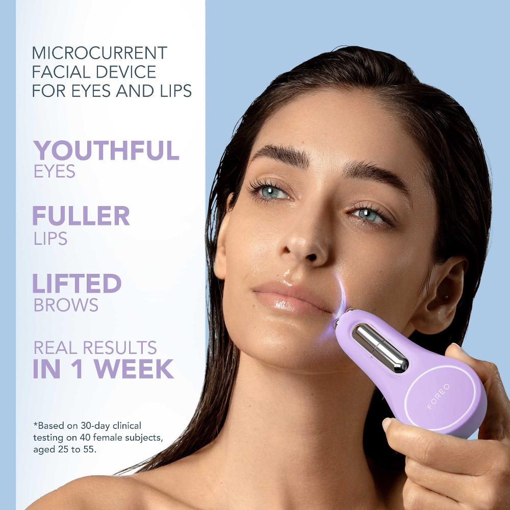 lookfantastic FOREO BEAR 2 Gerät zur Gesichtsstraffung für Augen und Lippen – Lavendel Saisonale Angebote
