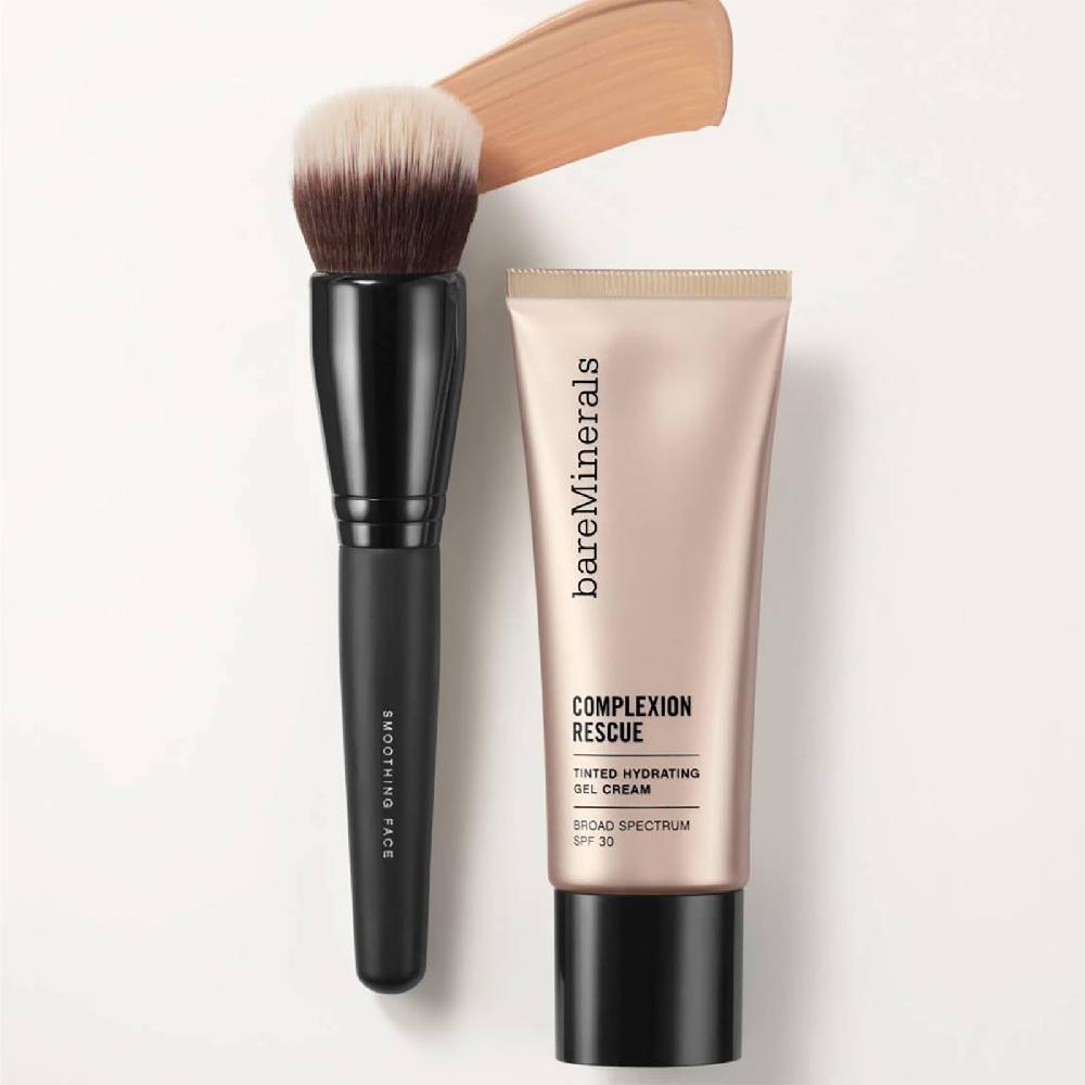 lookfantastic bareMinerals Glättender Gesichtspinsel Top Angebot