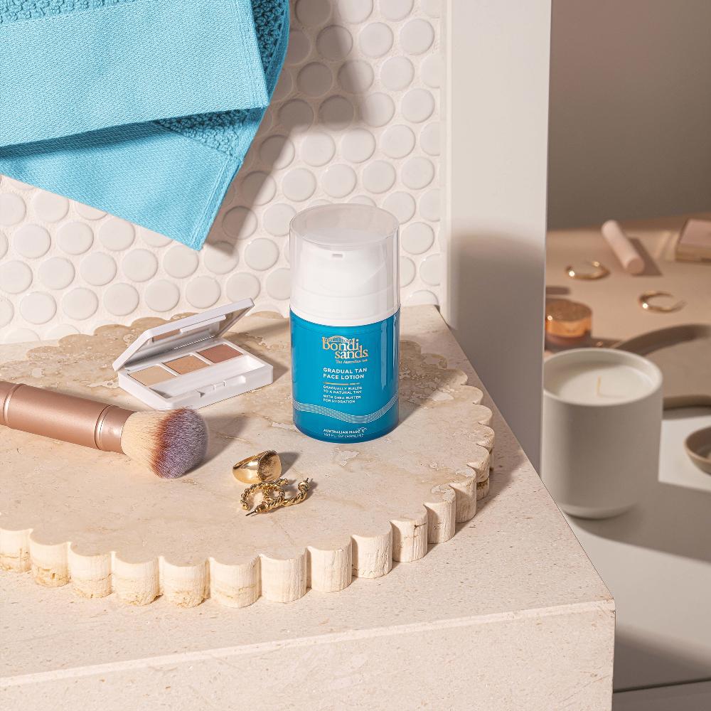 lookfantastic Bondi Sands Hautstraffende Stufenweise Bräunungslotion für das Gesicht 50 ml Großer Ausverkauf