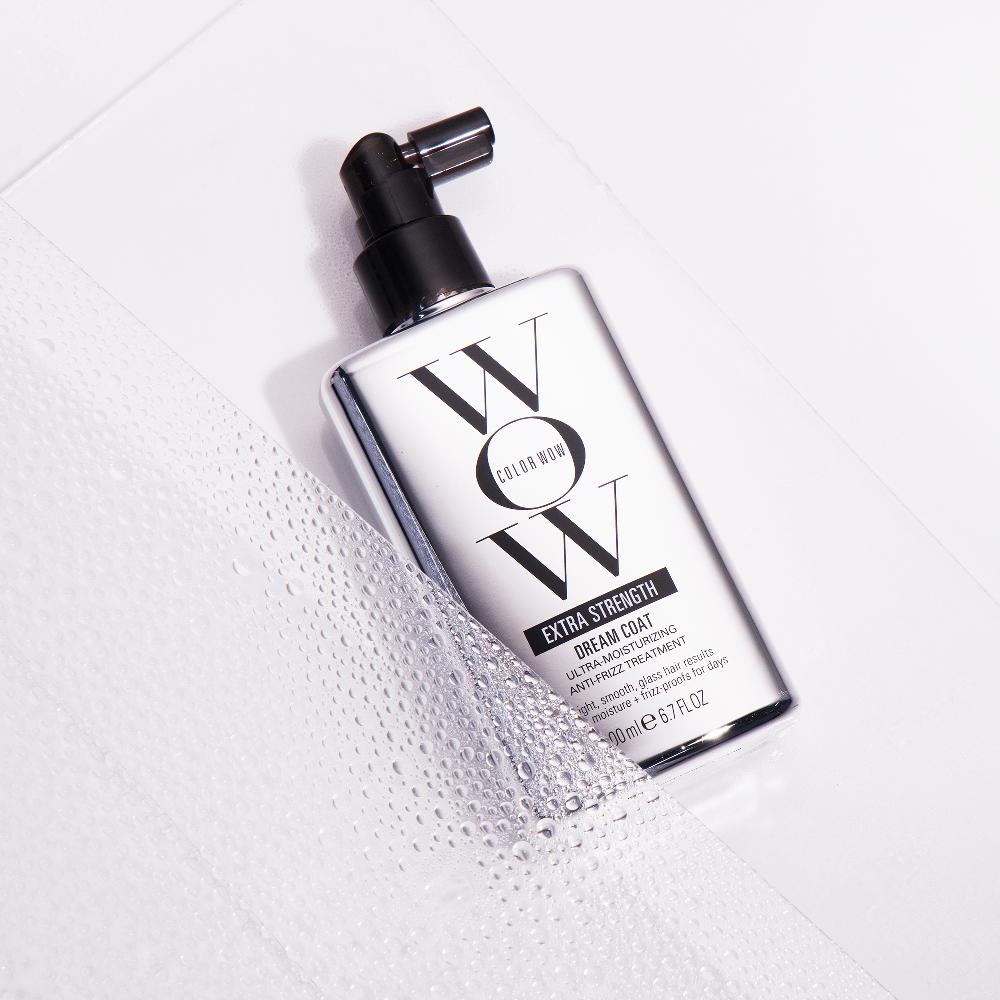 lookfantastic Color WOW Extra Strength Dream Coat Ultra Feuchtigkeitsspendende Anti-Frizz-Behandlung 200 ml Nur noch ein Tag übrig