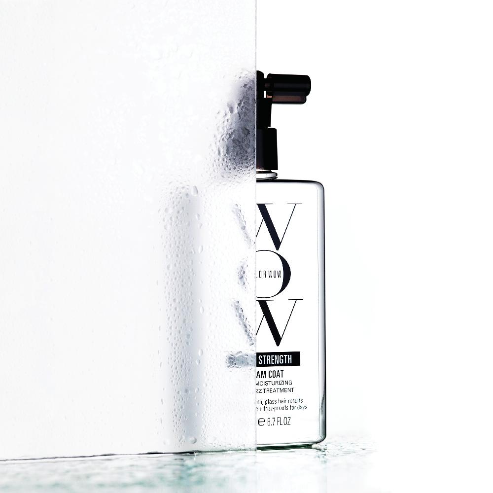 lookfantastic Color WOW Extra Strength Dream Coat Ultra Feuchtigkeitsspendende Anti-Frizz-Behandlung 200 ml Nur noch ein Tag übrig