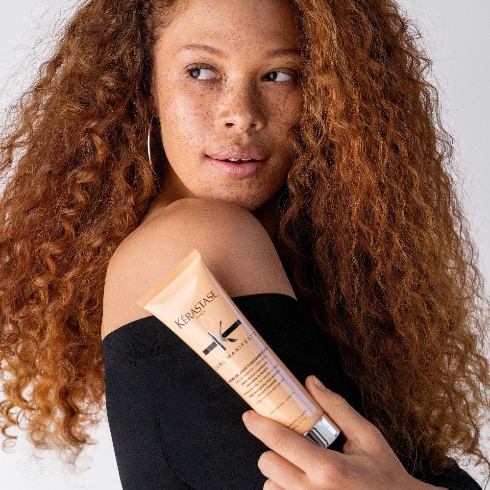 lookfantastic Kerastase Curl Manifesto Crème De Jour Fondamentale Leave-In-Cream 150ml Schlussverkauf