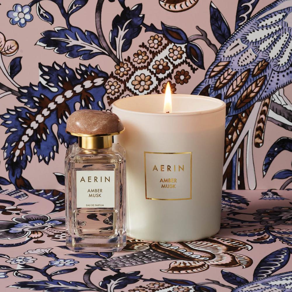 lookfantastic AERIN Bernstein-Moschus-Kerze Black Friday