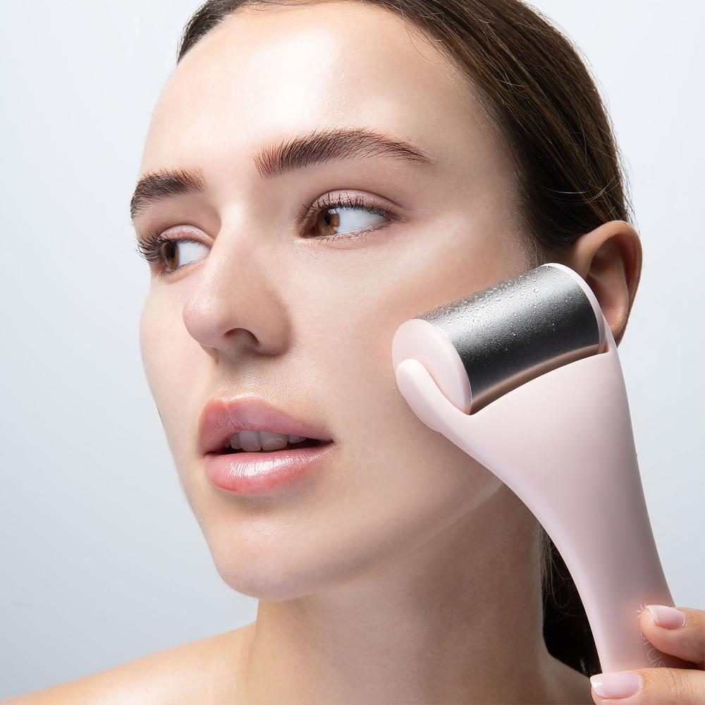 lookfantastic brushworks Eiswalze Kauf eins, bekomm eins gratis