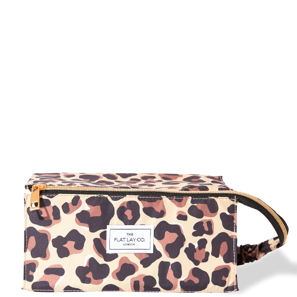 lookfantastic The Flat Lay Co. Open Flat Box Bag - Leopard Print Tiefpreis