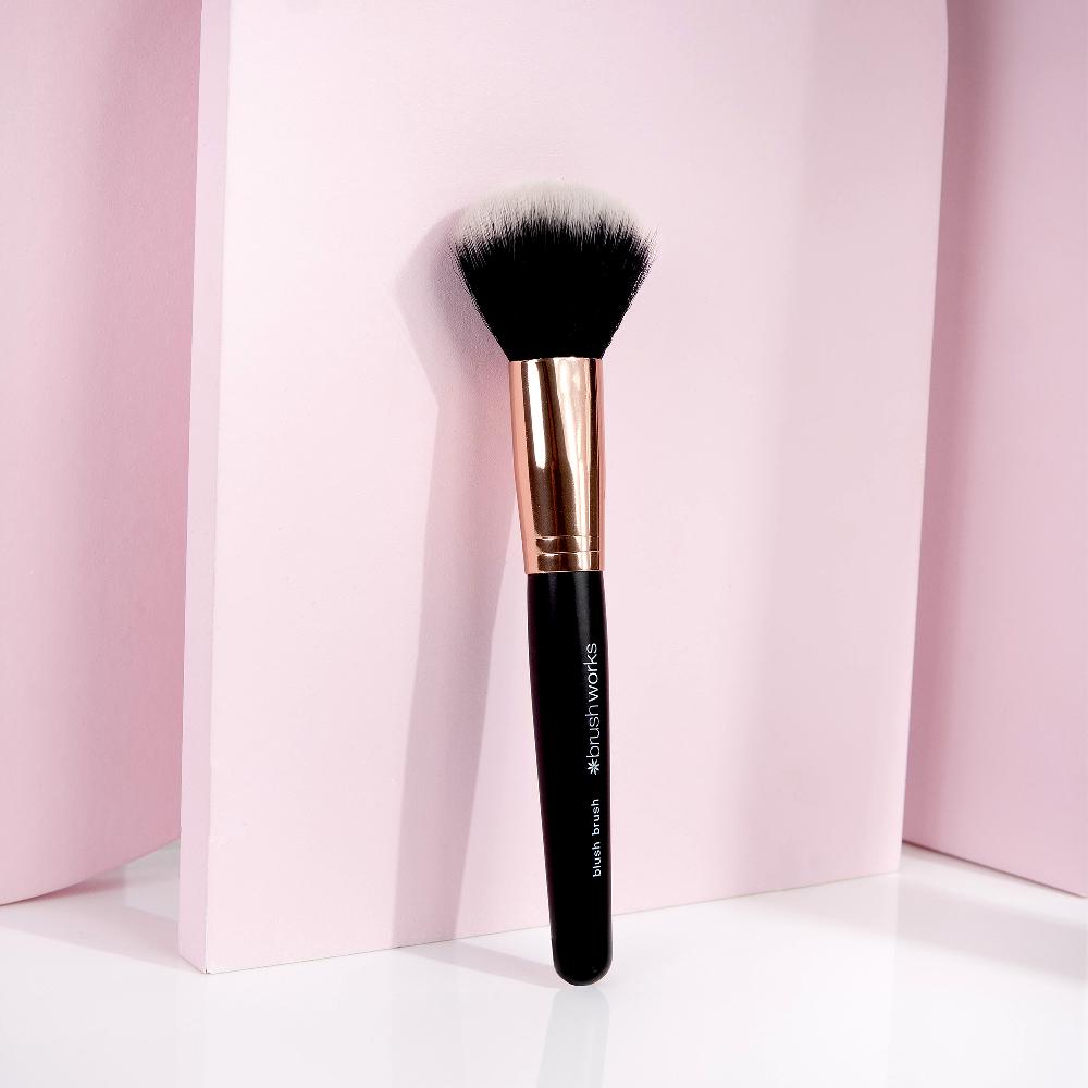 lookfantastic brushworks Rougepinsel Günstig kaufen