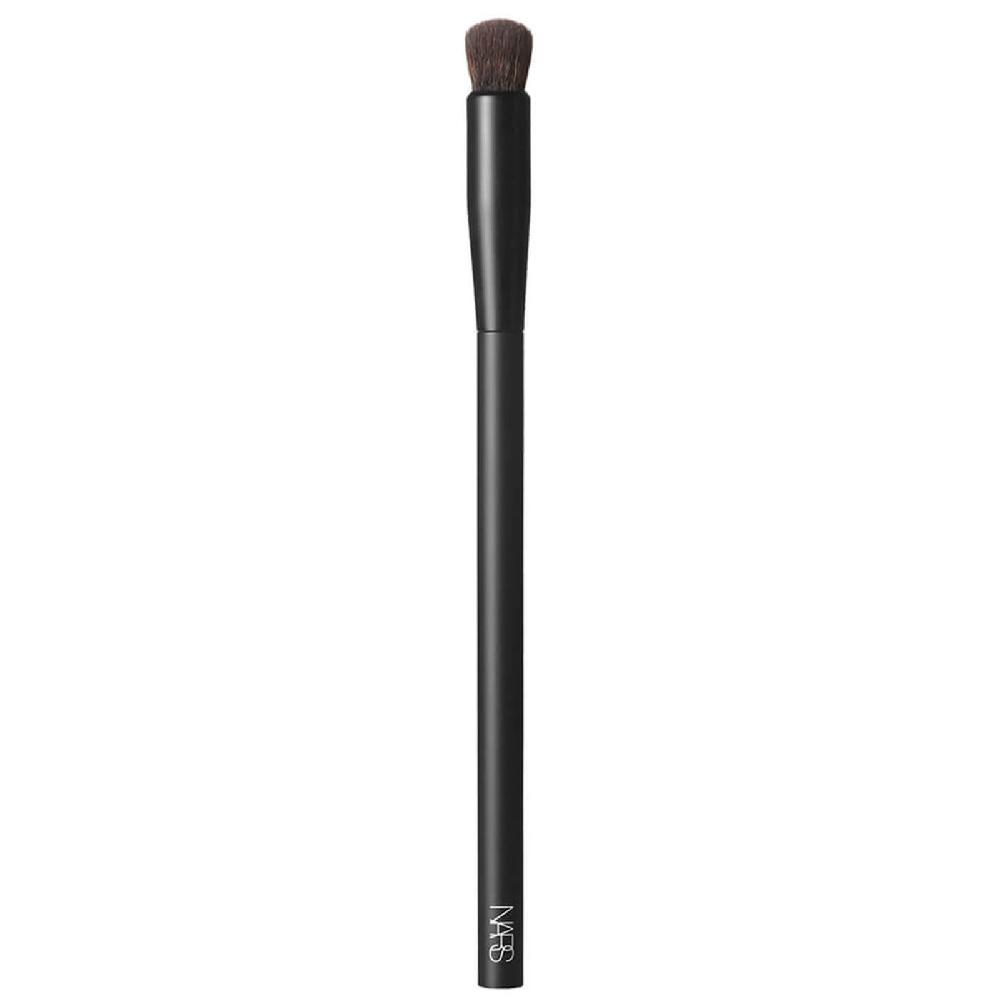 lookfantastic NARS Soft Matte Complete Concealer Brush Versandkostenfrei
