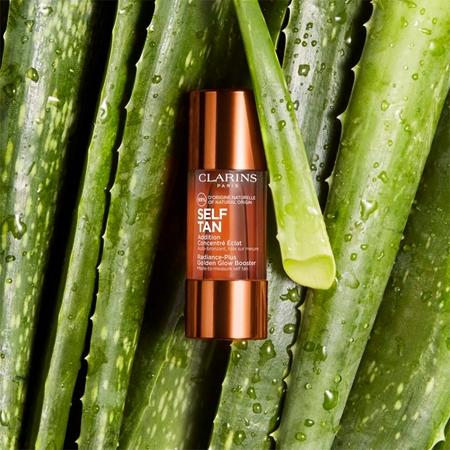 Clarins Clarins Self Tan Radiance-Plus Golden Glow Booster Selbstbräuner-Präparat für das Gesicht Saisonschlussverkauf