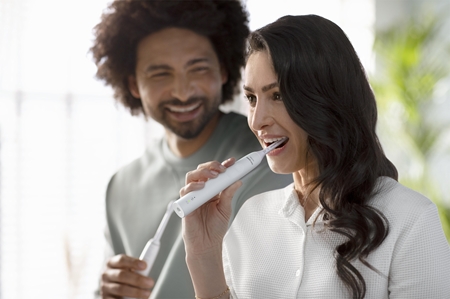 Philips Philips Sonicare 4100 HX3683/33 elektrische Schallzahnbürste Vatertagsangebot