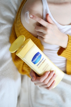 Vaseline Vaseline Essential Healing Bodylotion JETZT KAUFEN